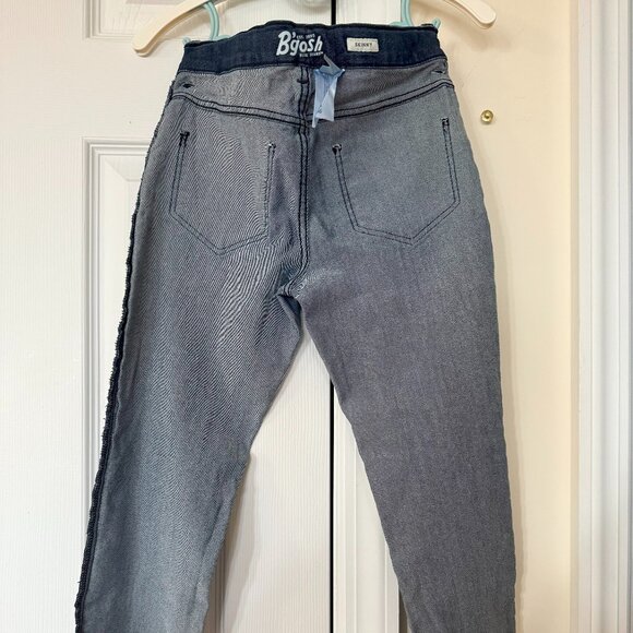 OshKosh B'gosh Kids Blue Wash Skinny-Leg Jeans Size 8/8A - Preloved Excellent - Picture 2 of 7